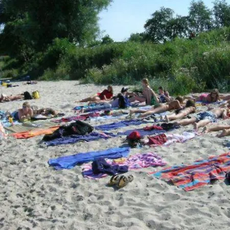 Hotel-restaurant Faehr-cafe 3*