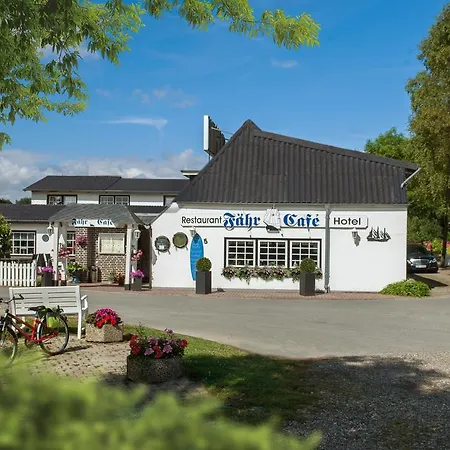 게스트하우스 Hotel-restaurant Faehr-cafe Niesgrau